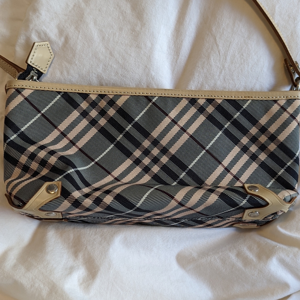 Burberry blue label clutch
